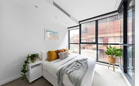 A Chic & Comfy 2Br Apt Near Federation Square